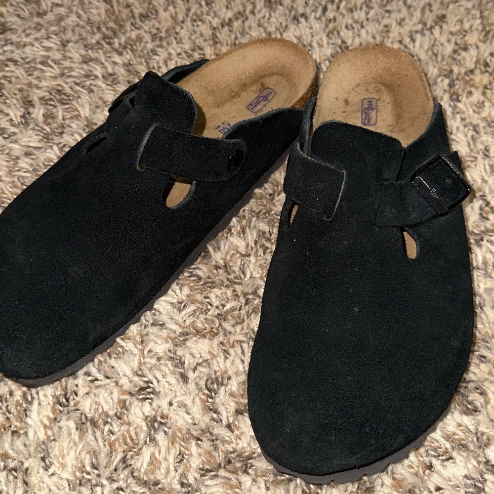 Black Birkenstock Boston size 39, only worn 4 times!